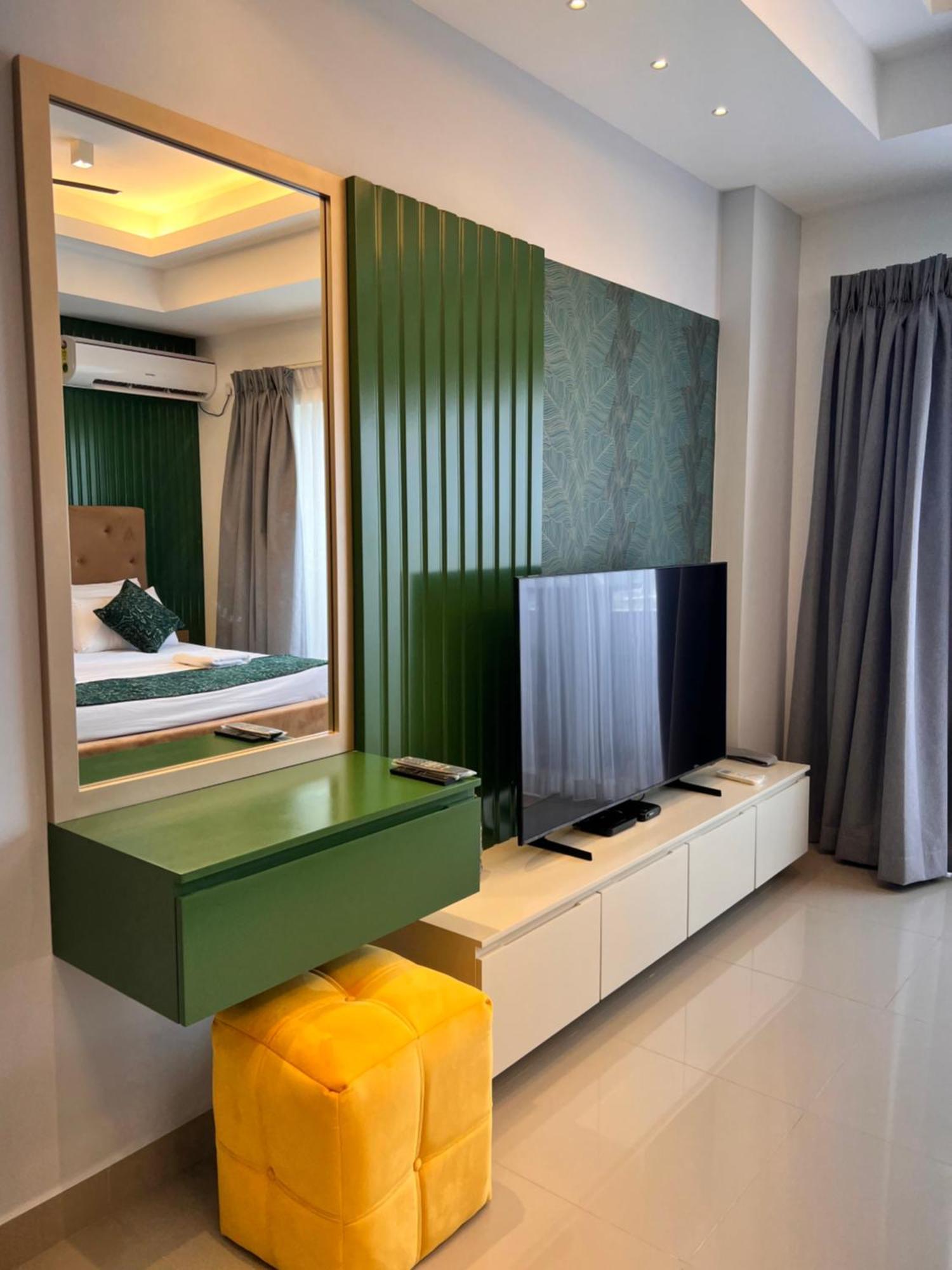 Ocean Breeze Negombo- Tidesend Luxury Beach Apartments Exterior foto