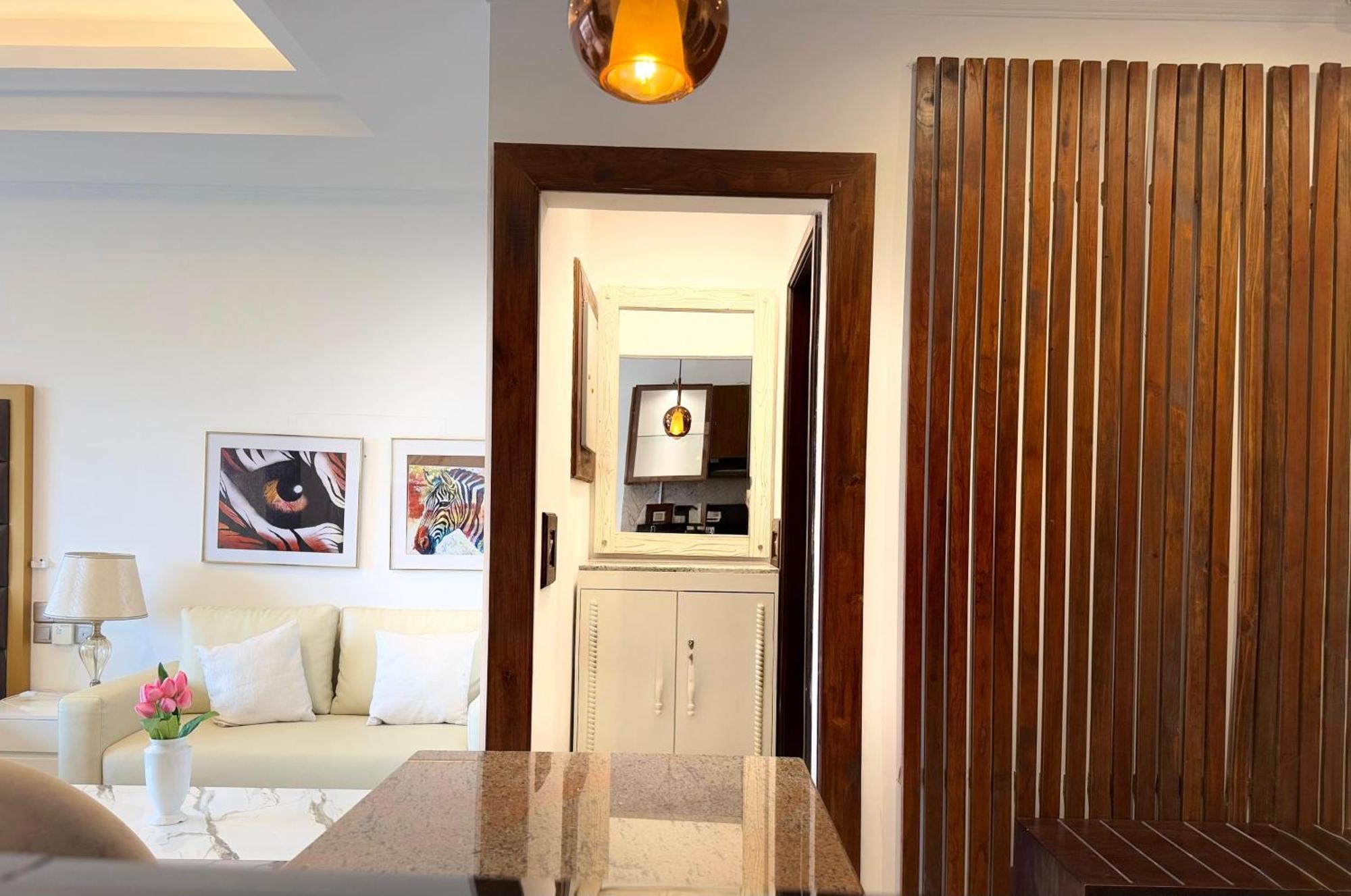 Ocean Breeze Negombo- Tidesend Luxury Beach Apartments Exterior foto